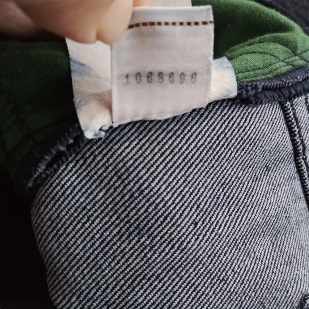 Rock & Republic Dark Straight Cosbie Jean Green Blue Plaid Detail Size 29